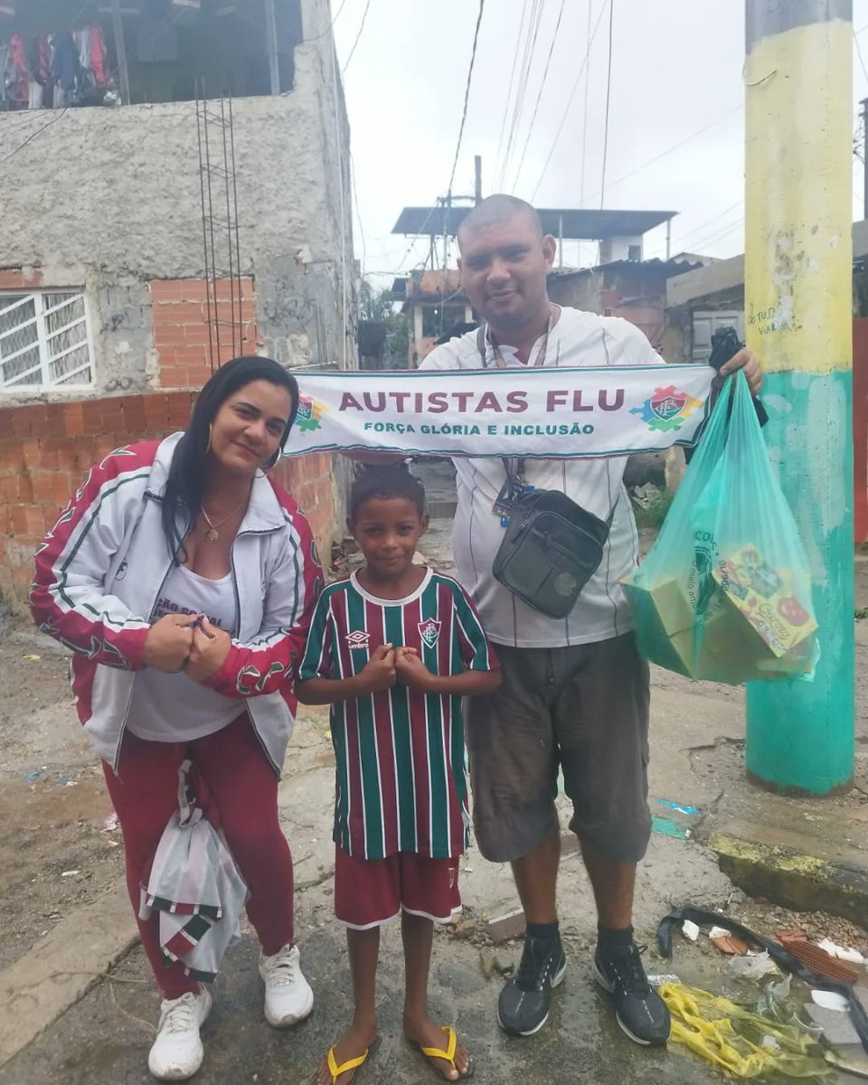 CoracoesF's tweet photo. @conexaoubuntu 
Obrigado a vocês, que junto conosco, tornaram sonhos possíveis, trouxeram centenas de sorrisos e marcaram positivamente várias vidas. Nosso eterno MUITO OBRIGADO! https://t.co/X6ckA9DUpy