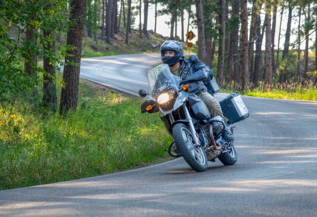 RoadDirtTV's tweet photo. The best part of motorcycle road tripping is the company you ride with.
Read the full article: Relationships Are Everything
โธ https://t.co/bCOA5iXCYa
#Friendship #roaddirt #CommonBonds #ridelife #AmericanRoadTrips #BMWMotorcycles #InspiringStory https://t.co/uCHl3eeJMb
