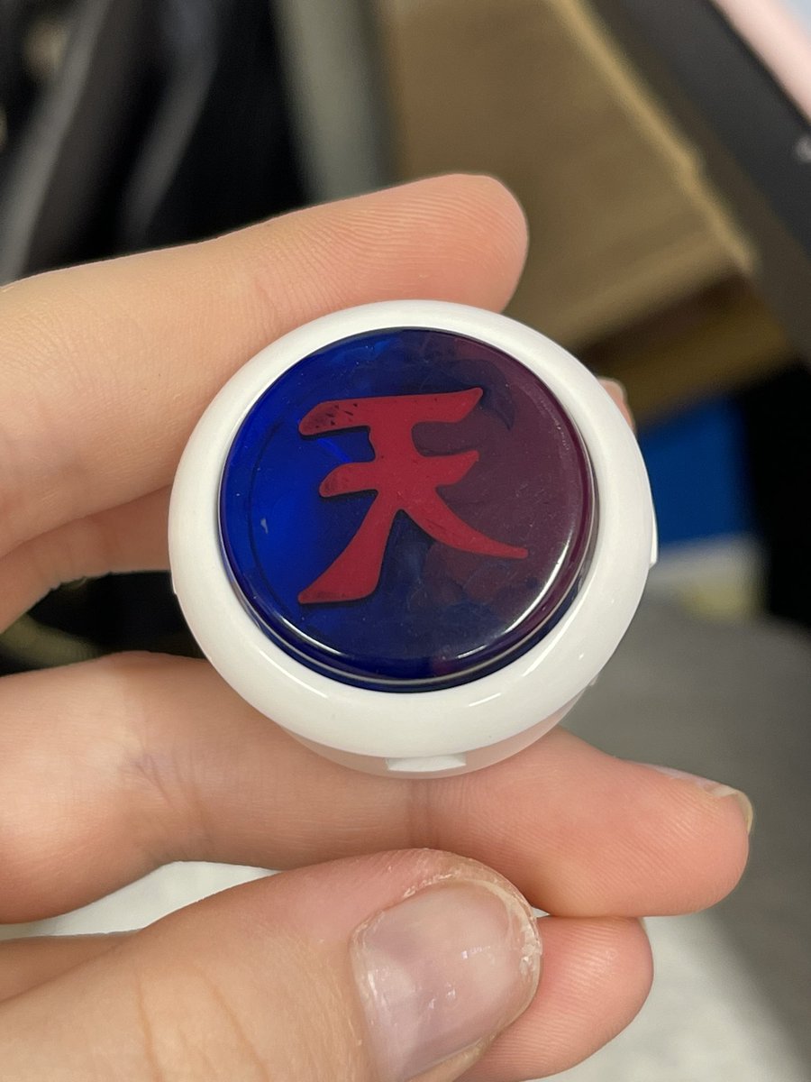 SleepysArcade's tweet photo. Just some buttons I’ve made recently 💙 https://t.co/0F7EbCZCNA