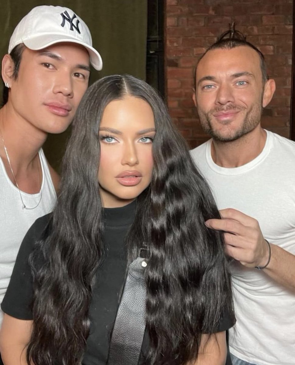 Adriana Lima (@adrianalima) on Twitter photo 💖Todays Glam Look for the launch of Heavenly Fragrance by <a href="/VictoriasSecret/">Victoria's Secret</a> 💖 💄Makeup <a href="/patrickta/">phat</a> 💇🏻♀️ Hair <a href="/giannetos/">dimitrishair</a> 💖Todays Glam Look for the launch of Heavenly Fragrance by <a href="/VictoriasSecret/">Victoria's Secret</a> 💖 💄Makeup <a href="/patrickta/">phat</a> 💇🏻♀️ Hair <a href="/giannetos/">dimitrishair</a>