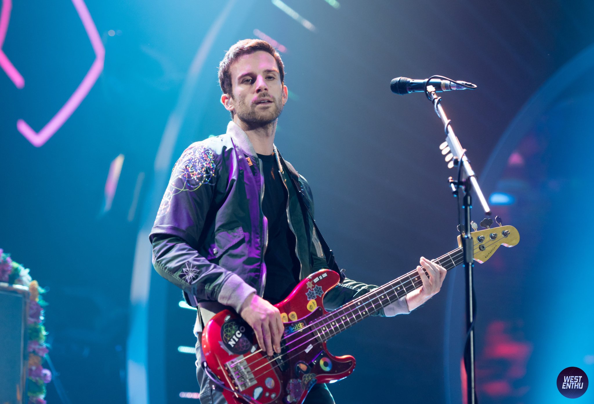 Wst Happy Birthday to our lovely bassist, Guy Berryman Semoga bisa bertemu di jakarta tahun ini! 