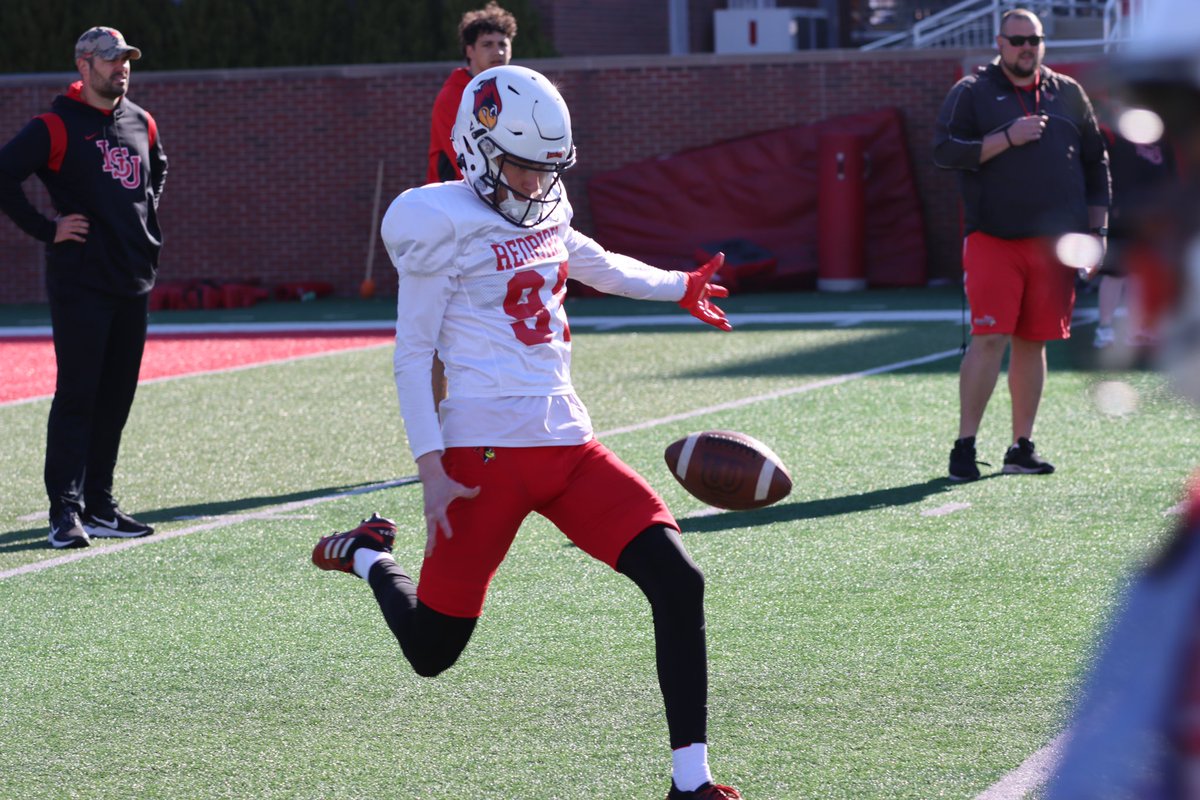 RedbirdFB's tweet photo. One more week to get better 😤#SpringCamp23 https://t.co/yhyZxezjYA