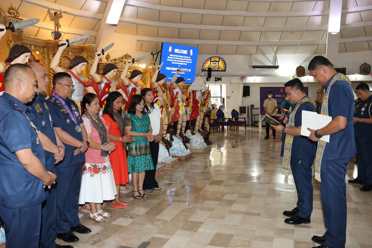 pnppio's tweet photo. PNP receives donation of 15 life-size statues of St. Michael the Archangel from La Union electric company and christ the king religious group

Read more: https://t.co/FZpojPj7AY

#LifeIsBeautiful
#KaligtasanNyoSagotKo
#TulongTulongTayo
#MKKequalsK
#PNPKakampiNyo https://t.co/G7LTnnUtRf