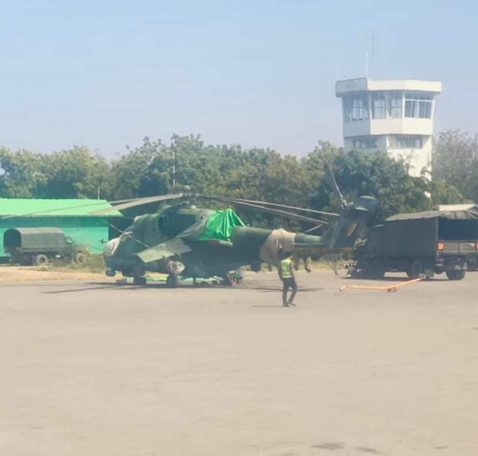 Khithitofficial's tweet photo. ကန့်ဘလူတွင် ပြည်သူ ၁၀၀ ကျော်ကို သေဆုံးစေခဲ့သည့် လေကြောင်းတိုက် ခိုက် မှု ကျူးလွန်သည့် ဂျက်တိုက်လေယာဉ်မှာ တံတာဦးလေတပ်မှဖြစ်ပြီး Mi35 ရဟတ်ယာဉ်မှာ အနောက်မြောက်တိုင်းစစ်ဌာနချုပ်မှ ဖြစ်
Read more->https://t.co/VI1MS8MfQt https://t.co/tycqttgMsG