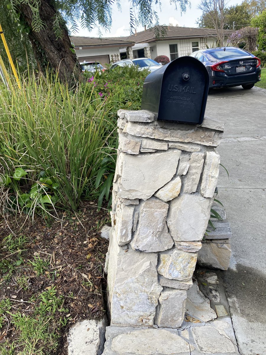 JeffHeadon's tweet photo. #Amazondoesntcare
An Amazon delivery truck hit my mailbox causing significant damage last month.  Their driver called it in and I also put in a claim. Nobody called me back and now they have denied my claim.  It’s evil and cruel. https://t.co/XbwCbATjsT