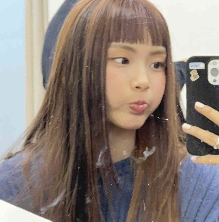hyeinlooks's tweet photo. she’s an icon https://t.co/eIvWz5AzOz