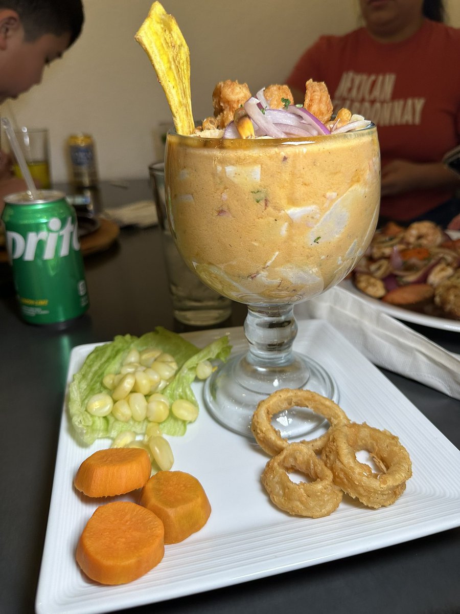 JAYTEET8SABITE's tweet photo. New Peruvian joint off Bonanza &amp; Rancho in Las Vegas, NV! Check out Moia for some legit ceviche &amp; Lomo Soltado! https://t.co/3fFZyrPib4