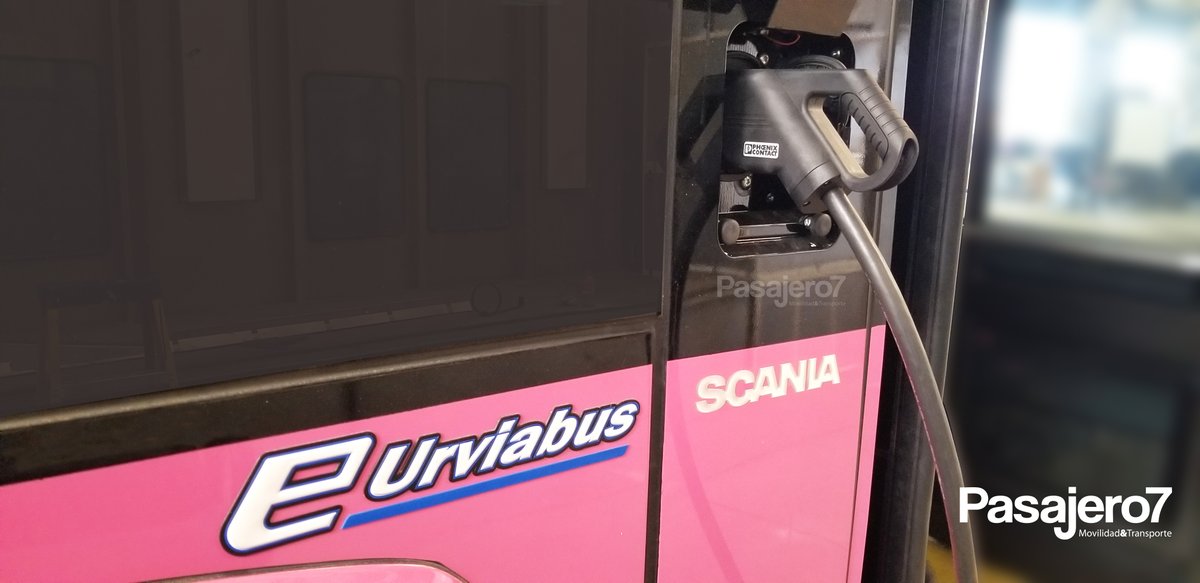 Pasajero7's tweet photo. #EnExclusiva
📸Te dejamos algunas imágenes del Scania Volt E-Urviabus, 100% eléctrico con chasis Scania Volt y carrocería E-Urviabus, que estará transportando a turistas en los parques del Grupo Xcaret
Es la apuesta para una movilidad sostenible de @ScaniaMX  y @BeccarOficial https://t.co/aCY8ekik2X