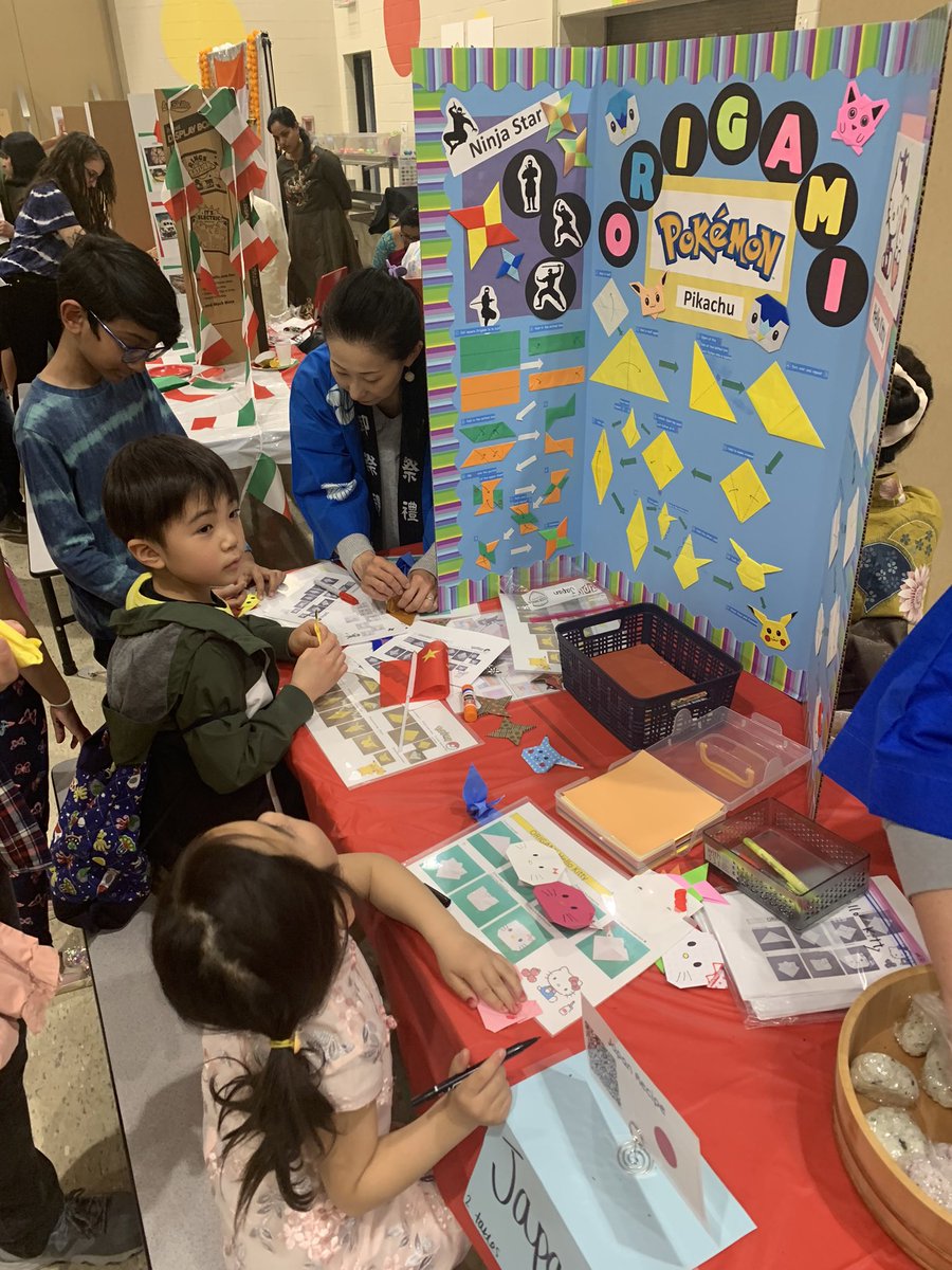 NoviParkview's tweet photo. What a spectacular evening at Parkview! Multicultural Night was a sight to behold. #NoviTogether #NoviPride https://t.co/wJQmPaZXNe