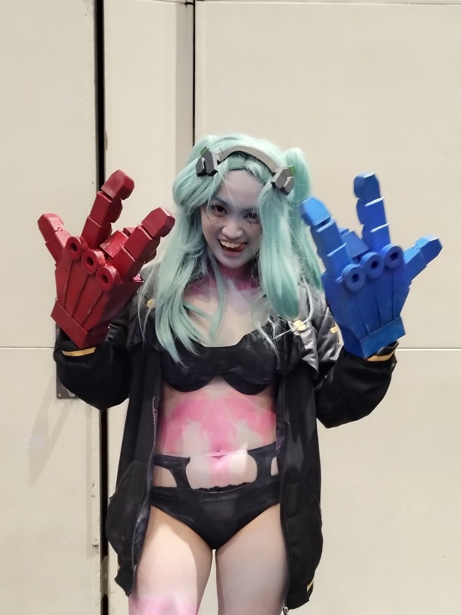 caiipai's tweet photo. some more rebecca https://t.co/d7TOlpKmlm