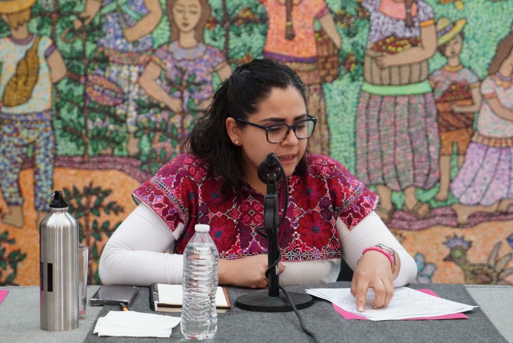 LupitaVargasMx's tweet photo. En reunión de gabinete agradecimos a nuestros compañeros del @XicotepecAyto por su esfuerzo para tener #LaMejorFeriaDeLaSierraNorte:

✅98% de ocupación en eventos.
✅61,520 personas nos visitaron.
✅$150,498,000 pesos en derrama económica.
✅100% de ocupación hotelera. https://t.co/MlNFOJiT4o