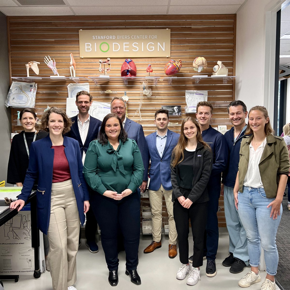 PSchmiedmayer's tweet image. Great visit of the German Members of Parliament @isacademartori, @Lina_Seitzl, and Matthias David Mieves at @SUBiodesign today!
We had great discussions about academia, policy, healthcare, digital health, and interoperability 🚀
@NathanielHaas @rutheappel @DrAalami #DigitalHealth