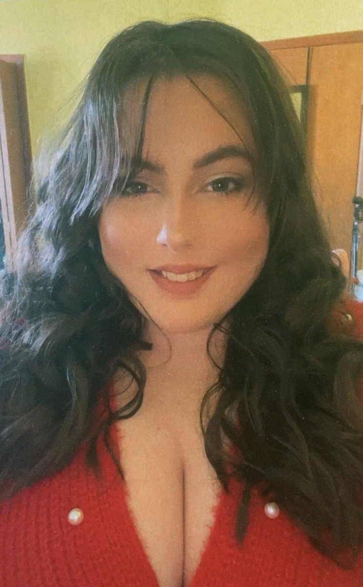 haley-on-twitter-young-me-vs-grown-me