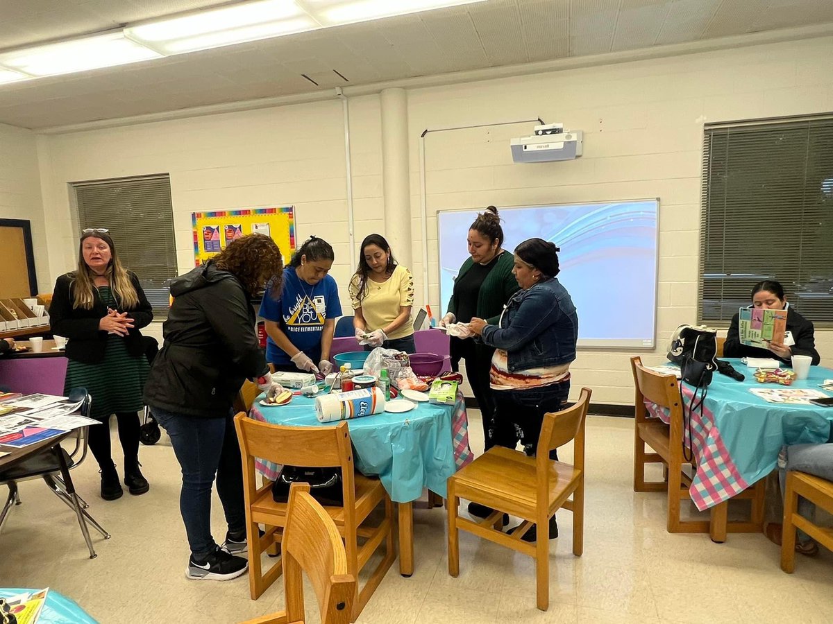 Our Parent Cafecito was full of learning and growing! Our parents made us a delicious healthy salad. We ❤️ our parents! Go Cobras! <a href="/ssaisd/">South San Antonio ISD</a> @WeGoPublic