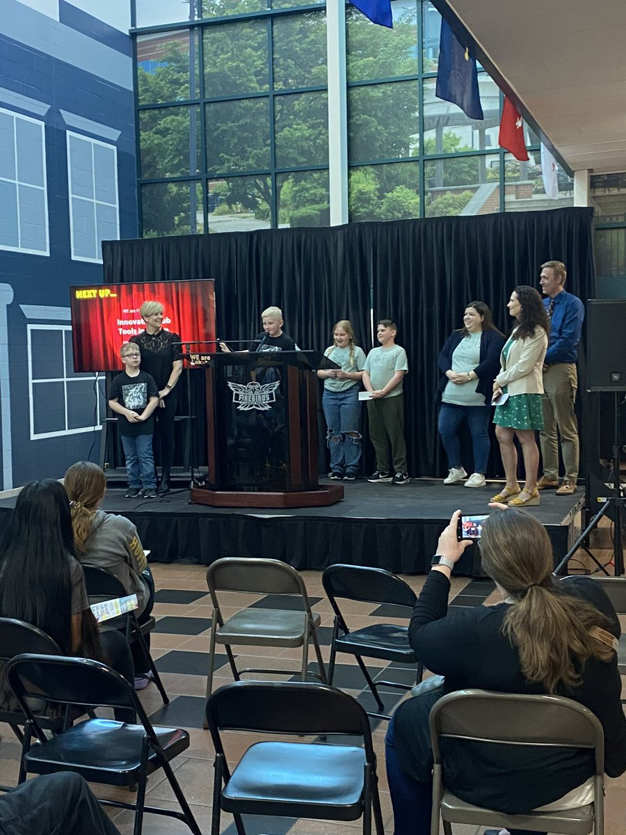 Woodland Elementary tweet media