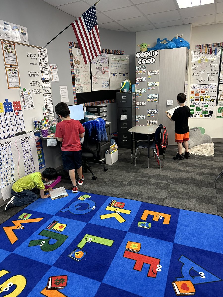 Williams1Marion's tweet photo. We did a place value scoot in math today! @MarionMavericks #20yearsME https://t.co/D7gAi2BQGM