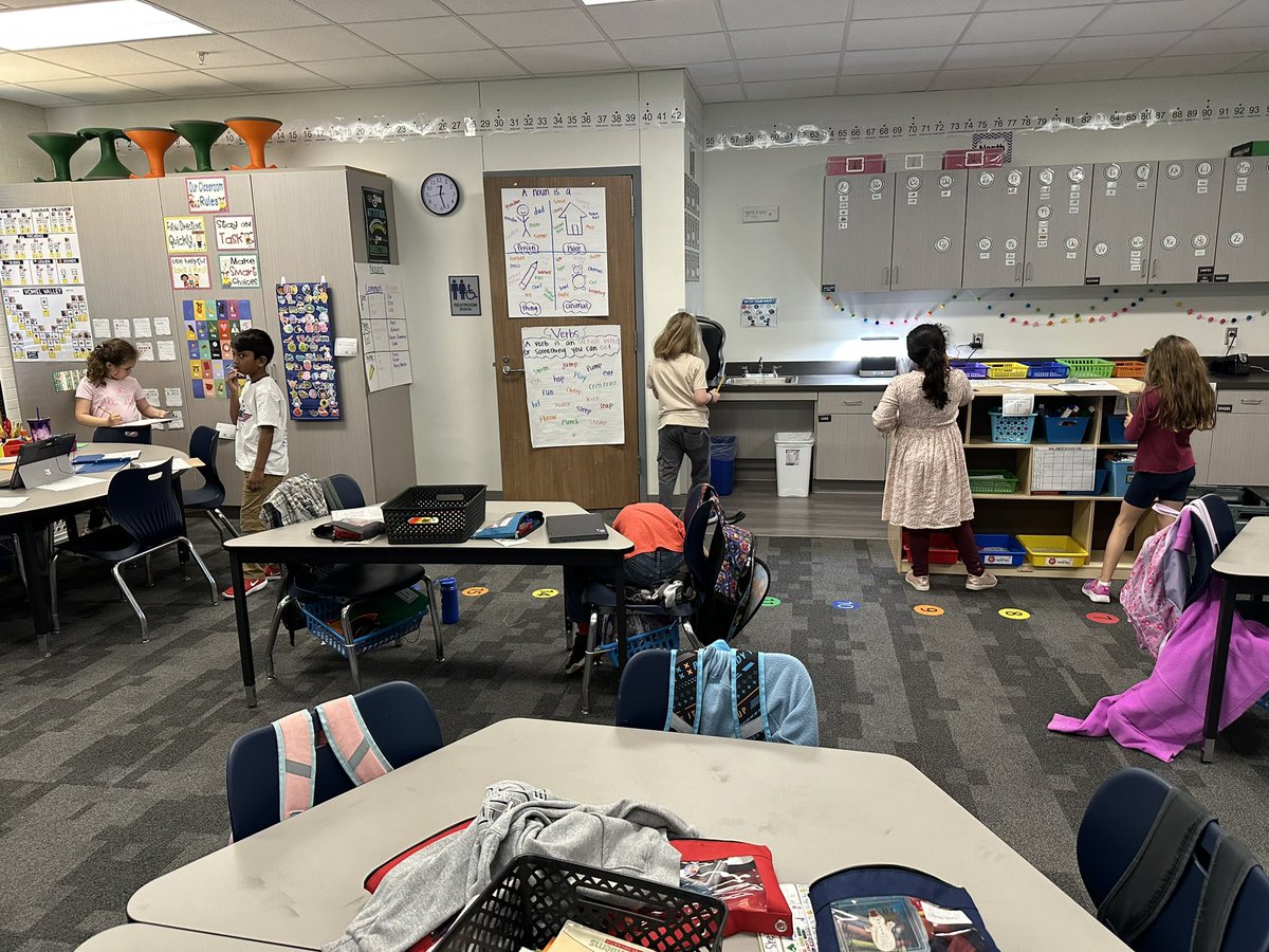 Williams1Marion's tweet photo. We did a place value scoot in math today! @MarionMavericks #20yearsME https://t.co/D7gAi2BQGM