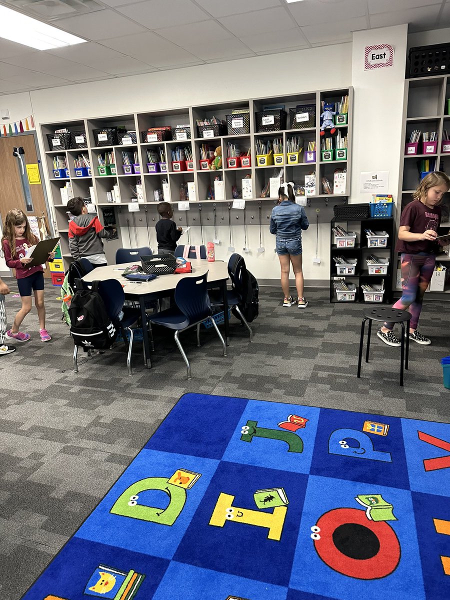 Williams1Marion's tweet photo. We did a place value scoot in math today! @MarionMavericks #20yearsME https://t.co/D7gAi2BQGM
