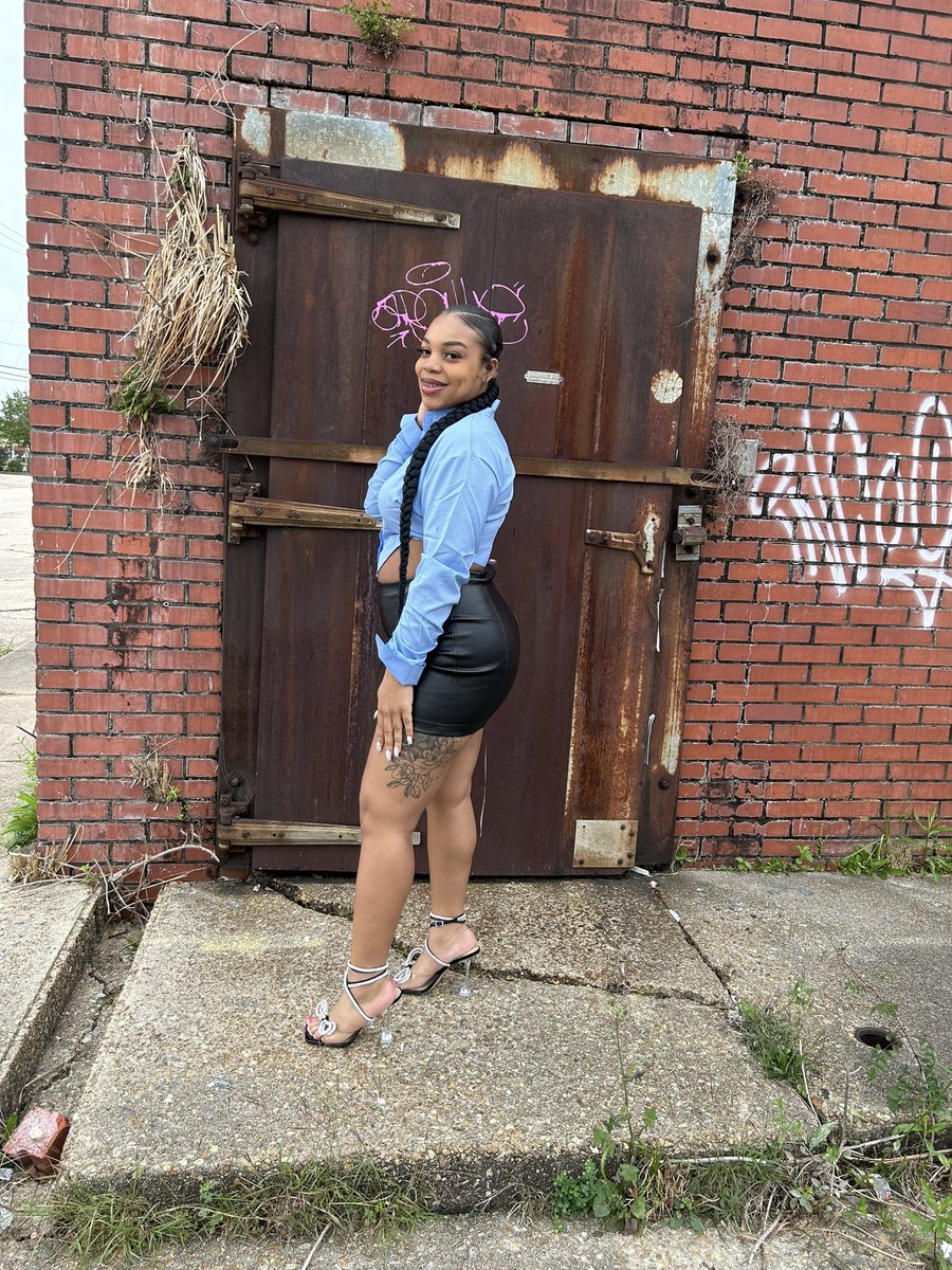 deasia2424's tweet photo. A lil dump for your troubles 📸 https://t.co/qhXO0oaL8R