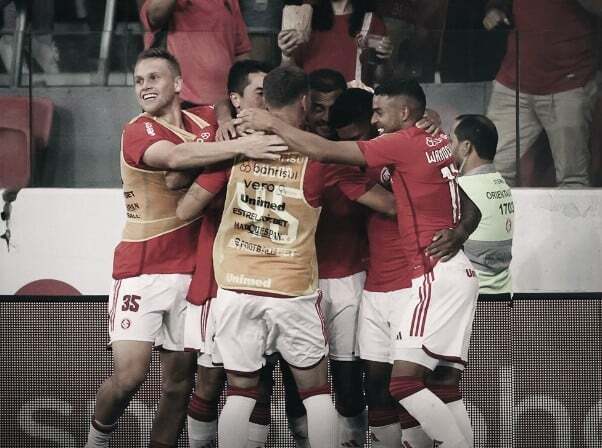 CSA_VAVEL's tweet photo. Sob vaias, Inter vira contra CSA e abre vantagem na terceira fase do Copa do Brasil https://t.co/yvaZtAAIpN https://t.co/k4Ceo5Oabo
