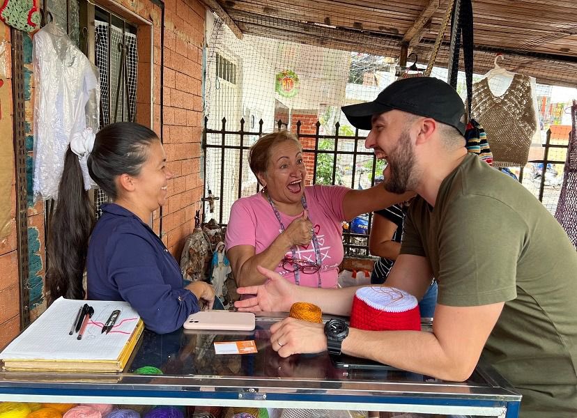CorrillosR's tweet photo. #Corrillos | ¿Quién es Sergio Flechas y por qué suena tanto para la Alcaldía de Floridablanca? https://t.co/IwXFLIQ8rz https://t.co/keiq3whPKq