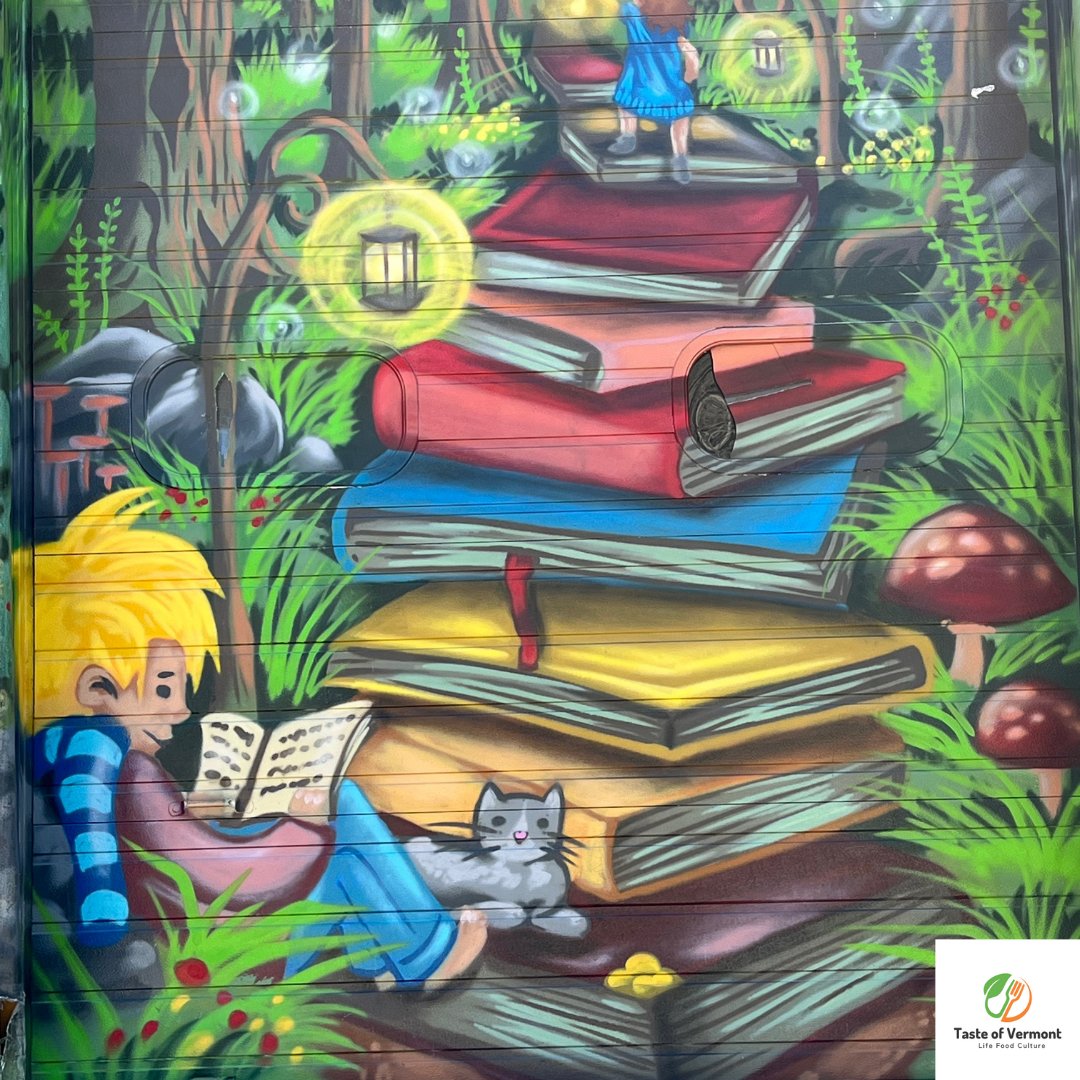 tasteofvt's tweet photo. Twitter
📚✨ Unearth a literary sanctuary at Northshire Bookstore in Manchester, VT! A family-owned, independent treasure honored by Publishers Weekly &amp; Yankee magazine. Get lost in 300,000+ titles and experience the magic @northshirebooks 📖💖 #NorthshireBookstore https://t.co/VaEfcaPZyt