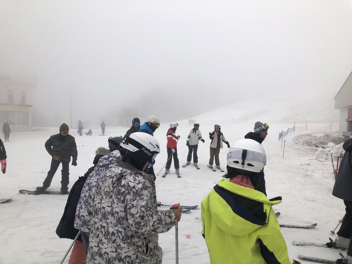 MCMVisits's tweet photo. Visibility dipped - but not our spirits #MCMSkiJapan🇯🇵 https://t.co/yCY8io2j1z