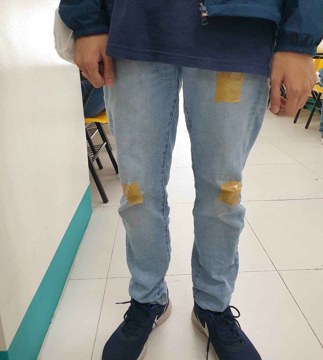 12HUMSS_4's tweet photo. 🦖 PROOF OF LIFE 🦖 

R.I.P. Jeans https://t.co/wYYHGm2LVY