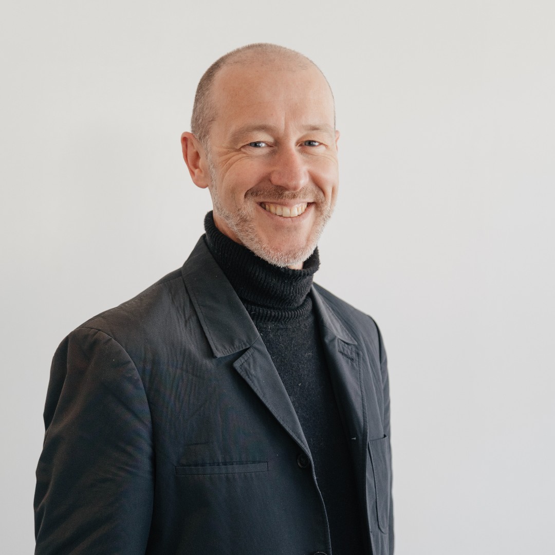 apéro. x The Westin Yokohama ワインディナー開催！ 

5品のコース料理とワインのペアリングをお楽しみ下さい

場所：3階　ブラッスリー・デュ・ケ
日時：4月14日(金) 19時～22時
料金：20,000円 （お料理・ワイン込み）

予約用リンク：x.gd/Sq18y

Wine differently
ちょっと、乾杯。