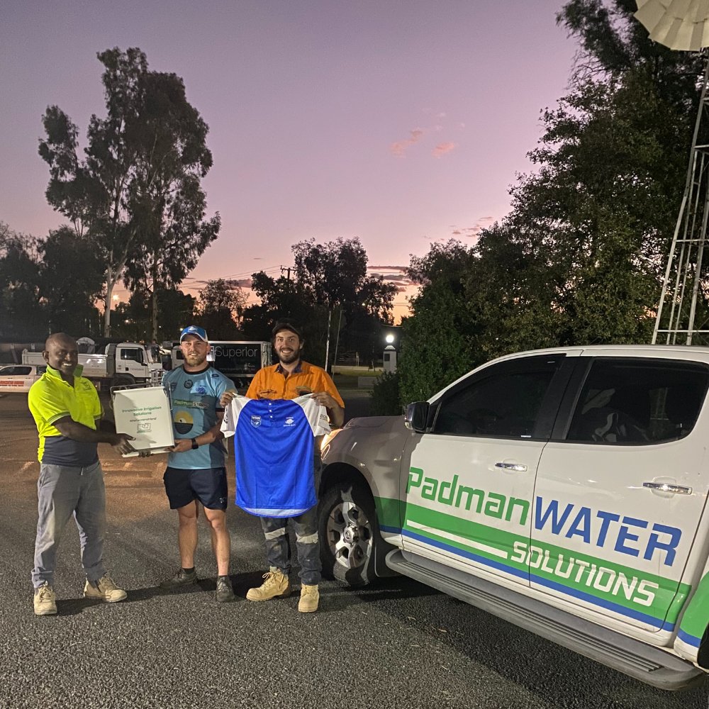 PadmanStops's tweet image. Jay and Josh stopped by Moree Boars R.L.F.C last week to say g'day and drop on a Padman esky for the team 📷