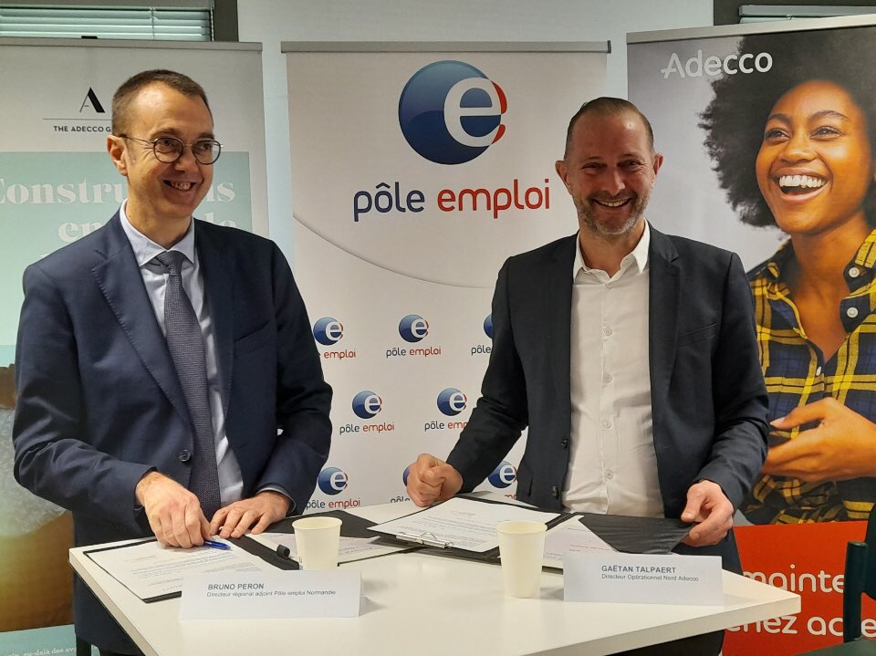 FTravail_NDIE's tweet photo. ✒️B. Peron, directeur régional adjoint @Poleemploi_Ndi et G. Talpert, 
directeur opérationnel Nord @adeccofrance renforcent leur collaboration par la signature d une convention partenariale pour faciliter le retour à l emploi des demandeurs d’emploi normands. 
#emploi #inclusion https://t.co/COX2eumijI