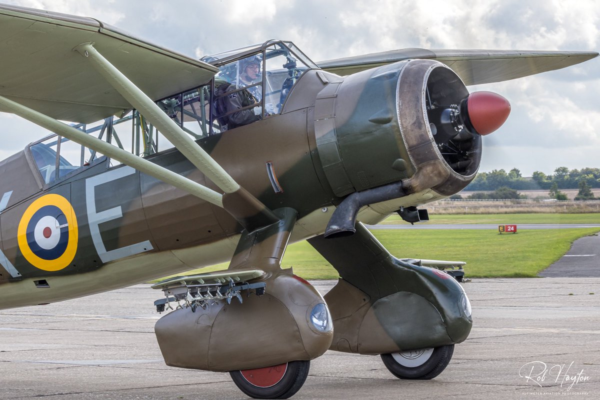 ShutterbugWGC's tweet photo. “Pilot Week”
Dave ‘Rats’ Ratcliffe and the ARC Westland Lysander at Duxford in 2021…#pilotweek #pilot #pilotpics #pilotphoto #warbirdpilot #airshowpilot #displaypilot #aviation #avgeek https://t.co/v65wXgMXYK