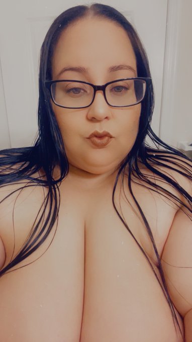 Yes my tits are this big. Wish I had a BBC between them now 👅👅👅💦💦💦💦🍆🍆🍆 https://t.co/Bhew6aQ8PQ<a href="/tag/realloyalfans"class="tags"><span>#realloyalfans</span></a>