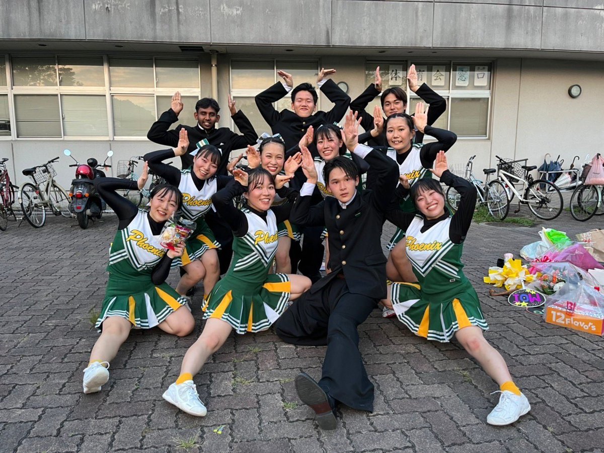 hirodaiouendan's tweet photo. 新規入団に関するお知らせ

現在応援団では、7月に行われる浴衣祭りに向けての練習を進めています！

そこでゆかたまつりへの出演に関し一度入団期限を設けようと考えております！
現役団員と一緒にステージに立ちたい！！という方はリーダー、チアリーダー共に5/16（火）までに連絡おねがいします！ https://t.co/xa52caDO4l