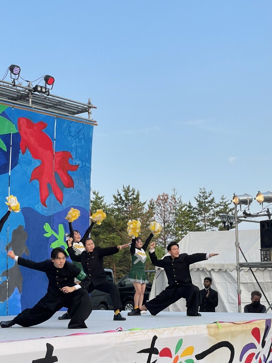 hirodaiouendan's tweet photo. 新規入団に関するお知らせ

現在応援団では、7月に行われる浴衣祭りに向けての練習を進めています！

そこでゆかたまつりへの出演に関し一度入団期限を設けようと考えております！
現役団員と一緒にステージに立ちたい！！という方はリーダー、チアリーダー共に5/16（火）までに連絡おねがいします！ https://t.co/xa52caDO4l