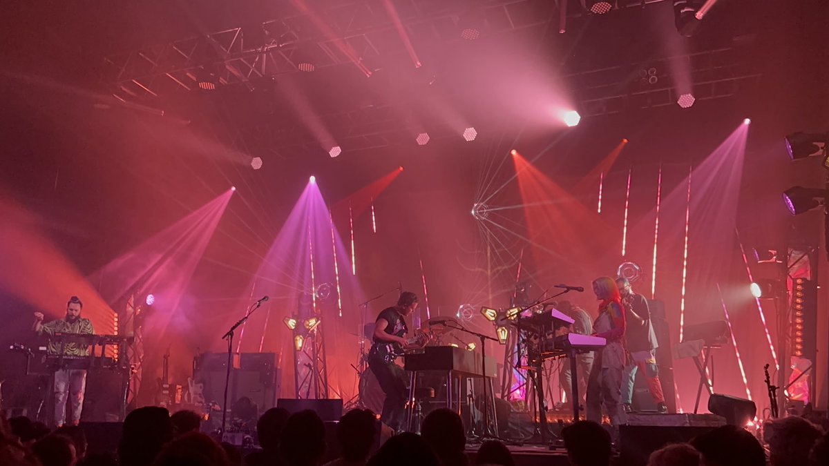 CarlyleAlanKaye's tweet photo. #M83 #M83live #live https://t.co/1f9F6CGIjp