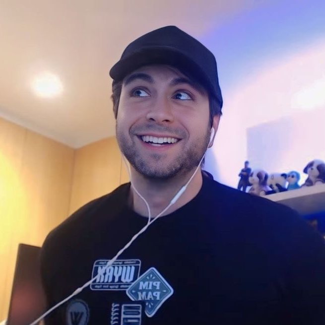 taehyugsf's tweet photo. HOY ES EL CUMPLEAÑOS DE VEGETTA, SE CELEBRA EN GRANDE GENTE!!! 🎉 LE QUEREMOS MUCHO!! https://t.co/c7ZfBqfYpS