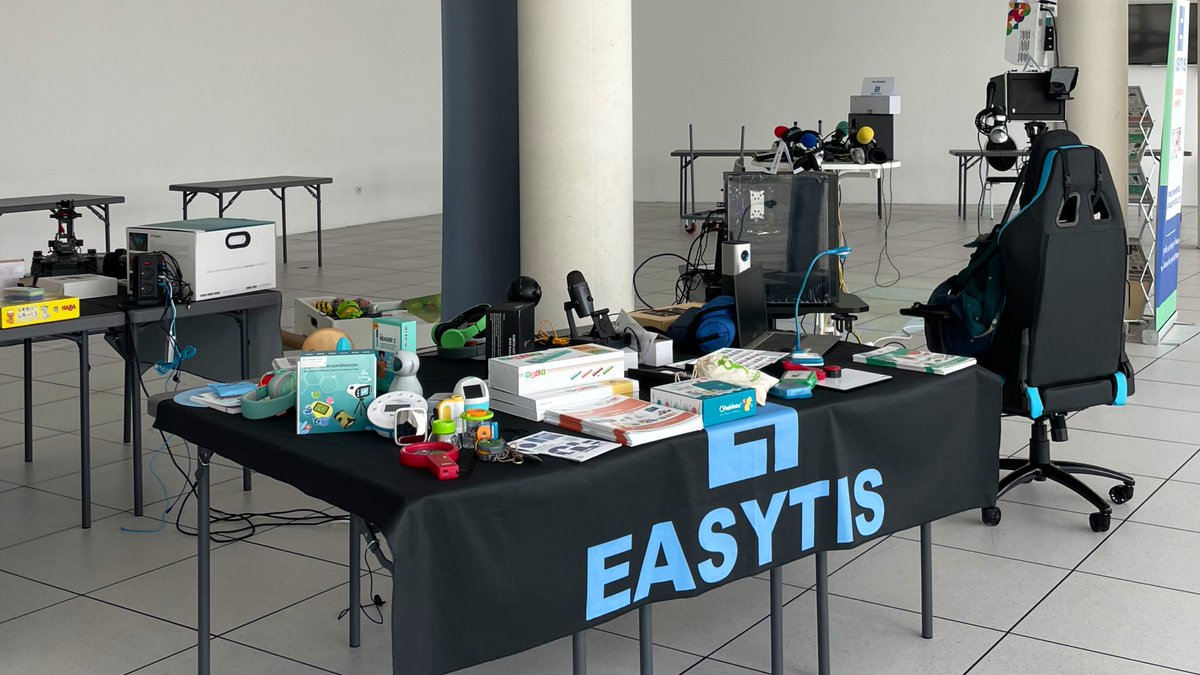 Easytis's tweet photo. #CapNum2 c’est parti !
#TNE34 on est prêts à vous présenter nos solutions #STIAM innovantes pour vos classes ! 🤩
🔹robotique éducative
🔹éducation aux médias
🔹langage
🔹sciences
🔹classe dehors
🔹e-sport / gaming
🔹sport et numérique
🔹Fablab https://t.co/R6bp5EoebU