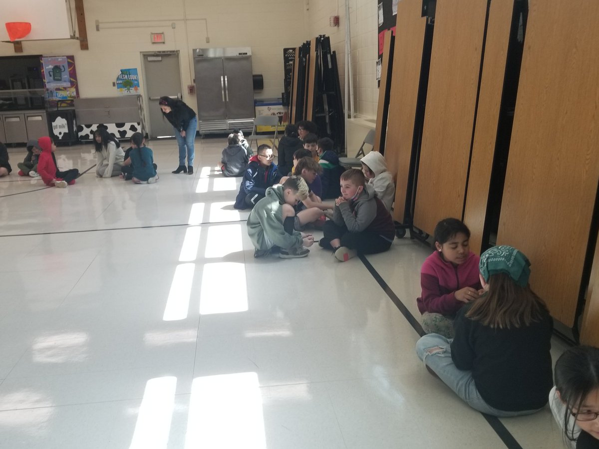 Ms. Bellino tweet media