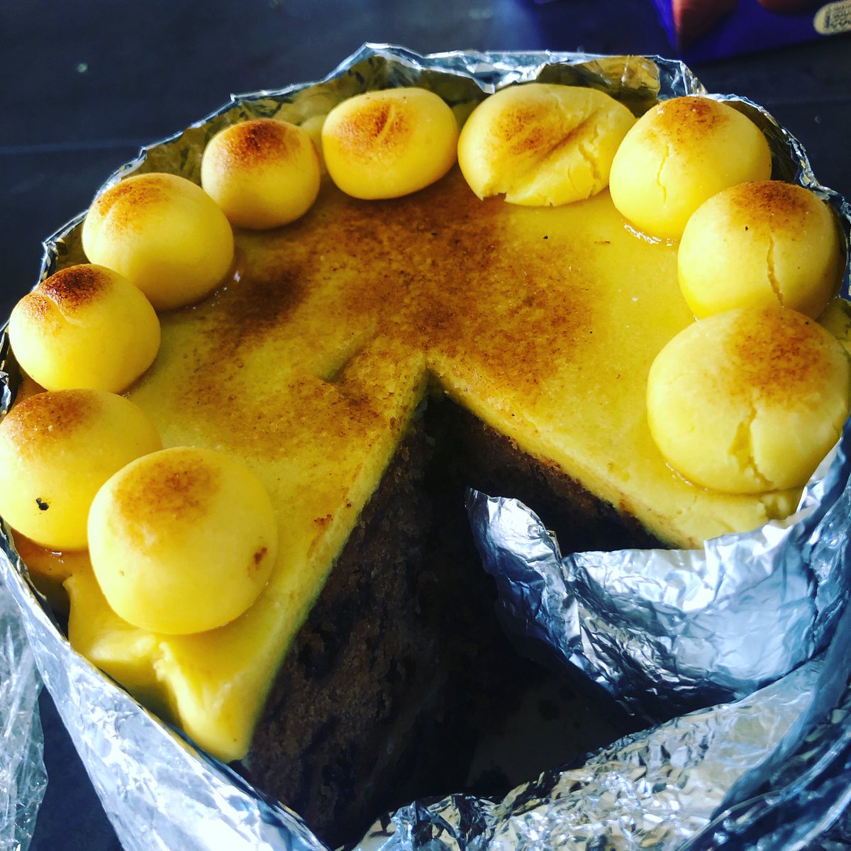 Gram made me Simnel cake for Easter. Was bloody lovely with chocolate and gin! Just as well, as the last crumbs of her Xmas cake (which was rationed), were finished last week. We nibbled them up like little church mice! 🦩🐒🐥🐰🐭
#fruitcake #familystories #foodstories