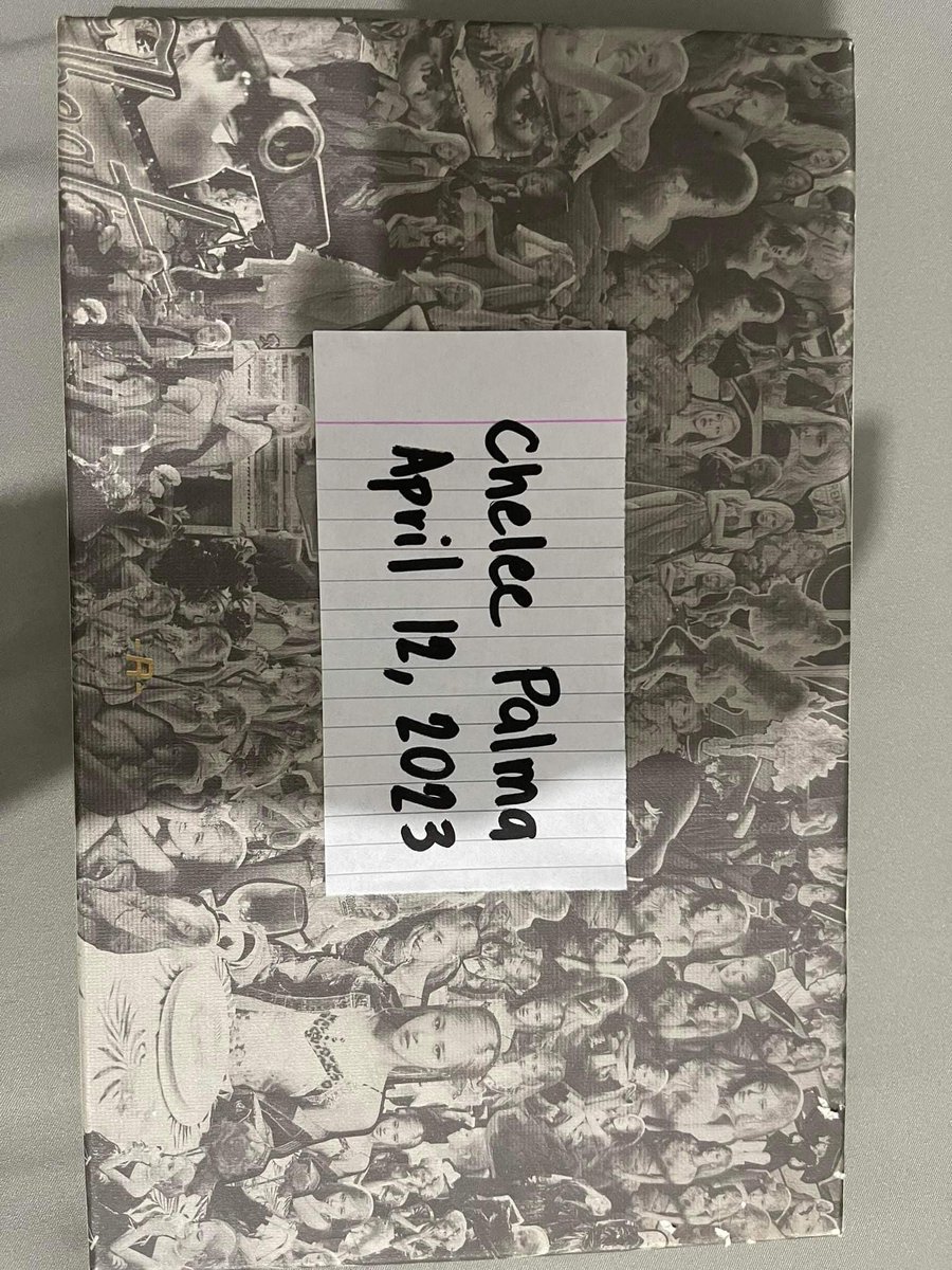 peppershoppeph's tweet photo. wts / lfb

blink memb early bird gift  sealed- 2,200php
lisa signed pb - 4,500php
r unsealed - 250php
the show photo package  sealed - 800php

- nego if payo
- sco / lalamove
- gcash / bank transfer https://t.co/lC1oqDjfnQ