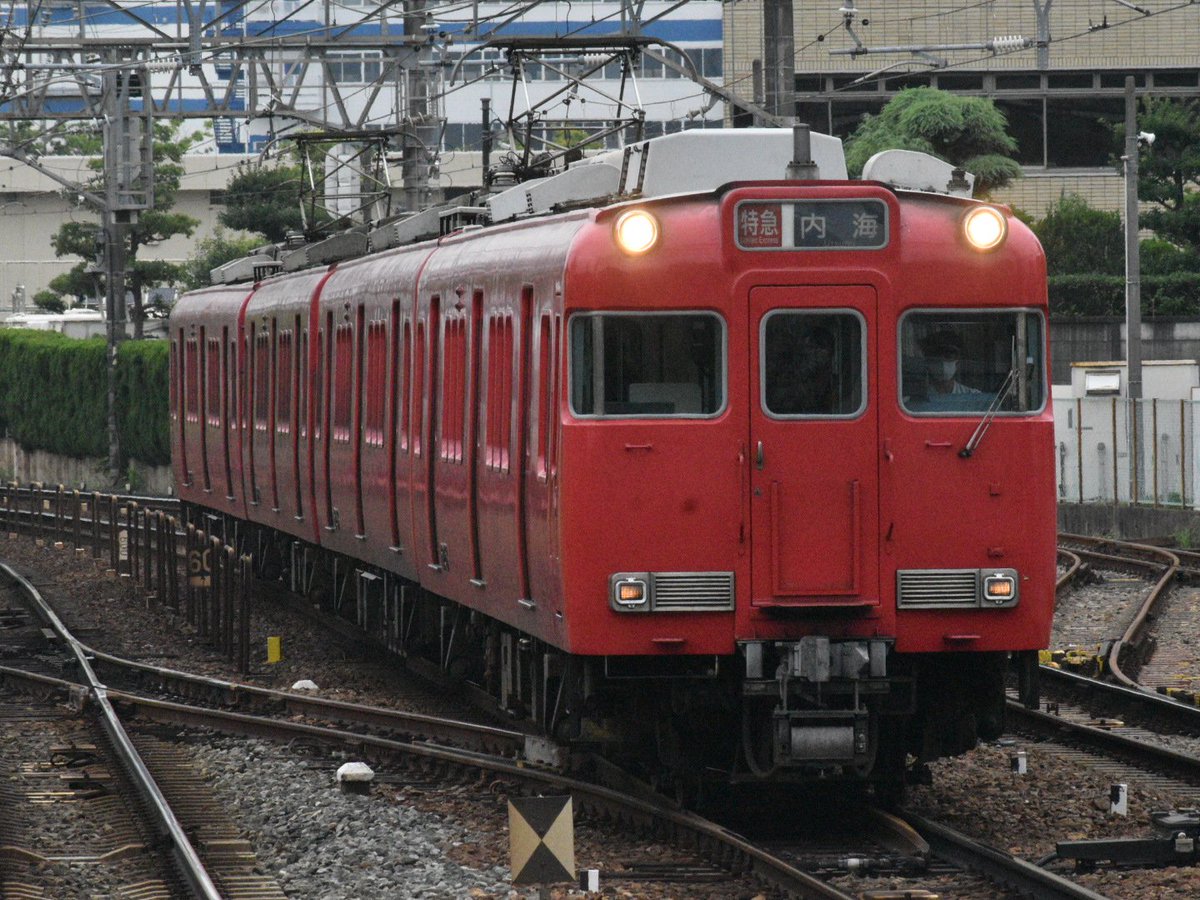 NNbH9VkRJxkmf0m's tweet photo. 名鉄6028F 全車一般車特急.内海
#こんばんはトレイン
#6028F https://t.co/hsN8vH8NIc