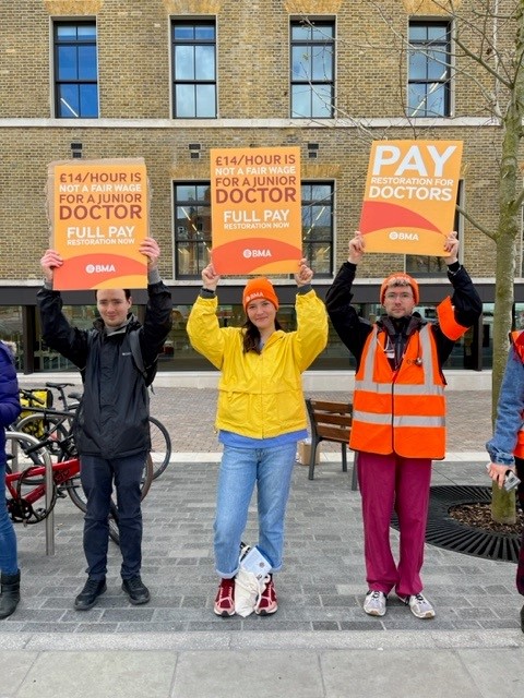Day two - here we go! Don't forget to share your pictures and videos from wherever you're picketing today. Show your support for #PayRestoration #JuniorDoctorStrikes