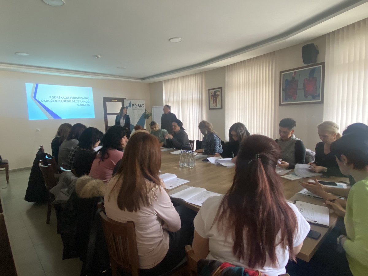 FDMC_Kosovo's tweet photo. Supporting stimulating environment and early childhood care, #HomeVisitingProgram training was held for North HCs by #FDMC, in order to deliver quality services and increase coverage of children in those municipalities. @UNICEFKosovo partner, supported by @LUinKosovo. https://t.co/lrYAmYgOc9