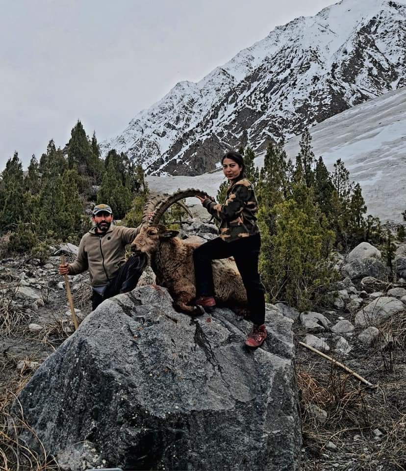 Is the race to become the "First Female hunter" worth the life of an animal?
Trophy hunting is unnecessary elite practice for personal gain. Must end. #SayNoToTrophyHunting