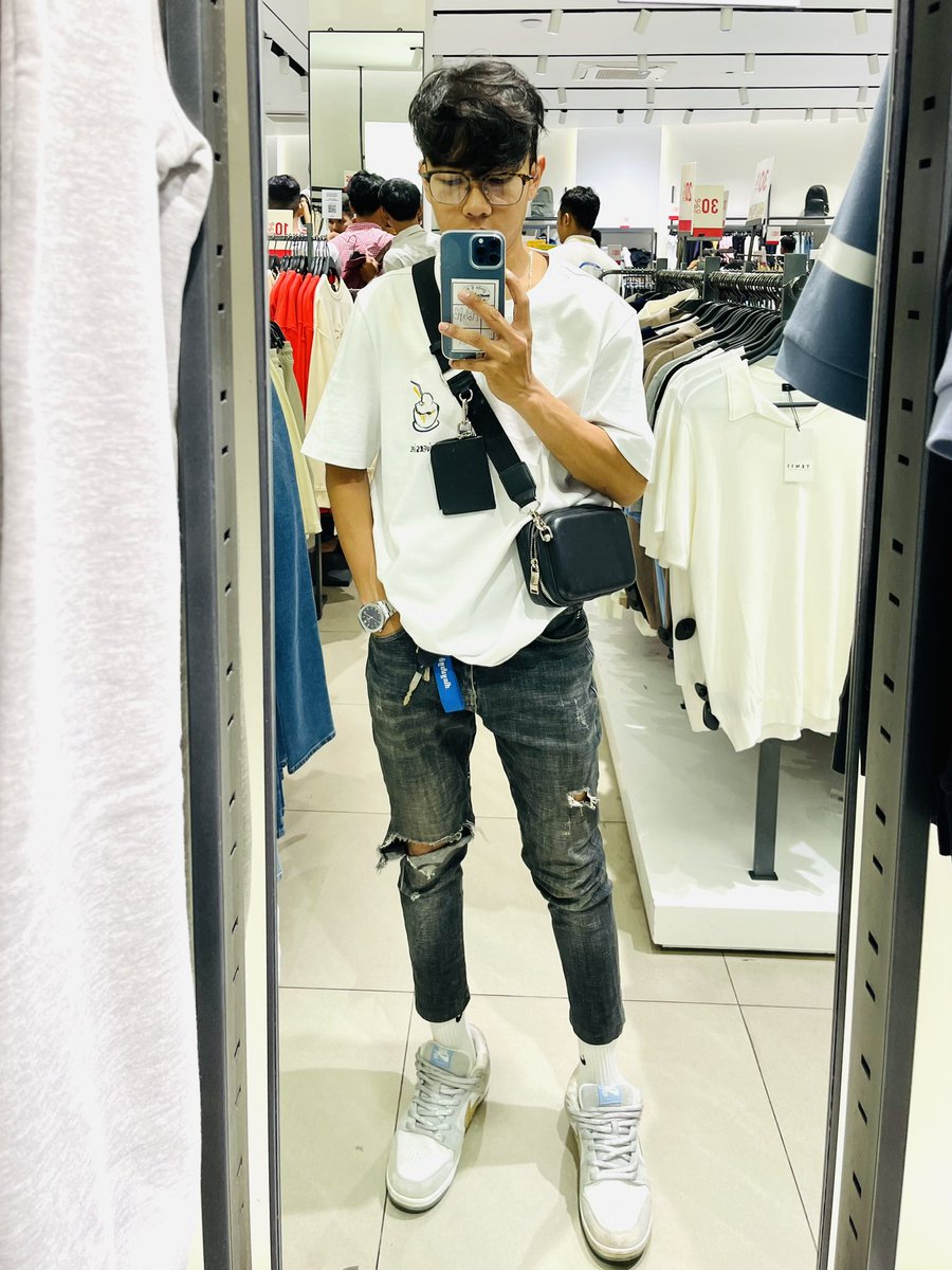 Eng149359Eng's tweet photo. 😎👽😎 https://t.co/Y7EyRS9Kxq