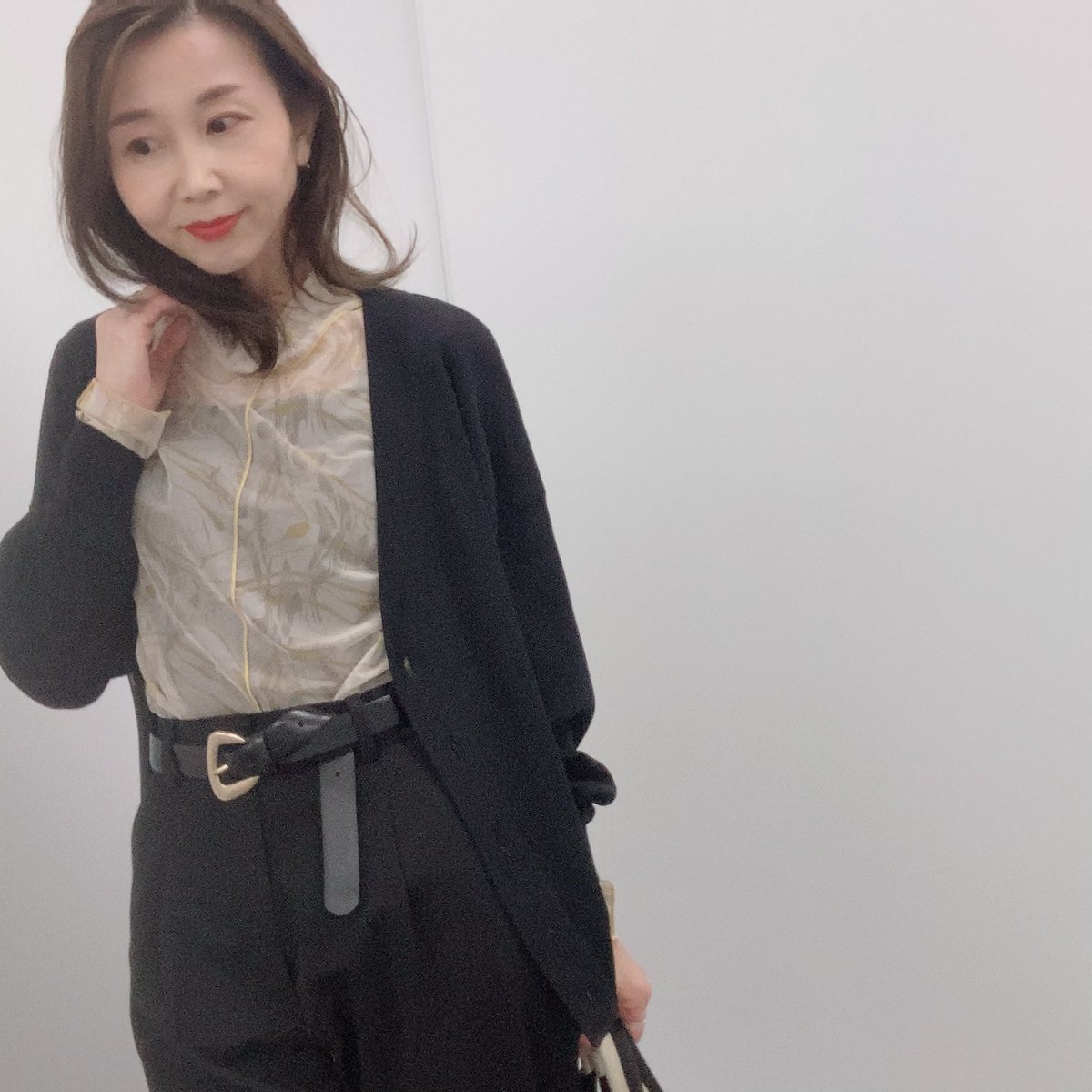 shooomint9's tweet photo. 旬のものをとりいれてますか？
洋服だったらシアートップスなど身につけたり、食材だったら旬の野菜を摂ったり。ファッションも、ダイエットも、マンネリしないし、効果的です。
おすすめ旬の春野菜３つ
①春キャベツ②アスパラガス③菜の花 https://t.co/KMyq6J30UM