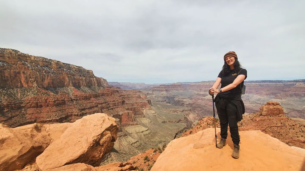 Four days ago I was at the southern rim of the Grand Canyon, Arizona. Not our first visit but it was our first time hiking into it! The Kaibab Trail to Ooh Ahh Point and Ceder Ridge. The Grand Canyon lived up to it's name! Also a personal note, I need to… instagr.am/p/Cq6-C_YsjZ2/