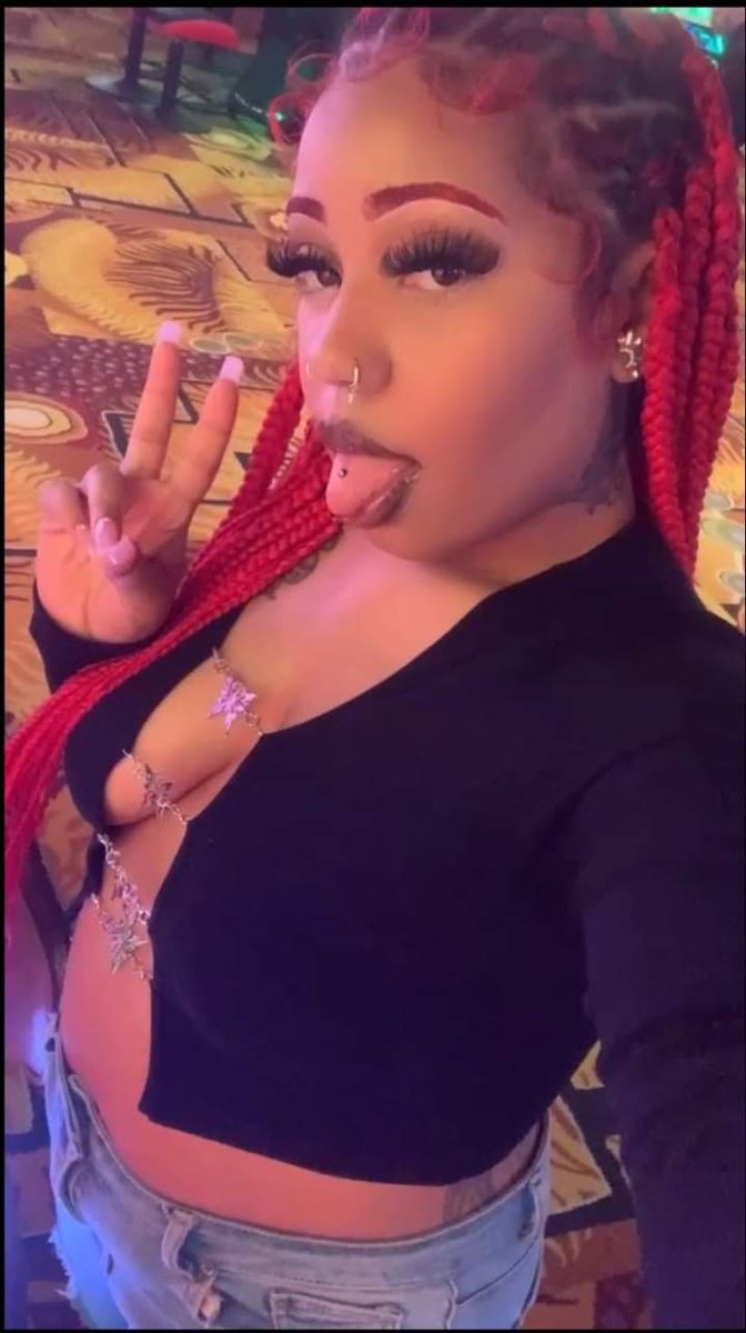 LillyDripz's tweet photo. The finest 💅 dick eater 🤤💋 https://t.co/KdKOqG8672