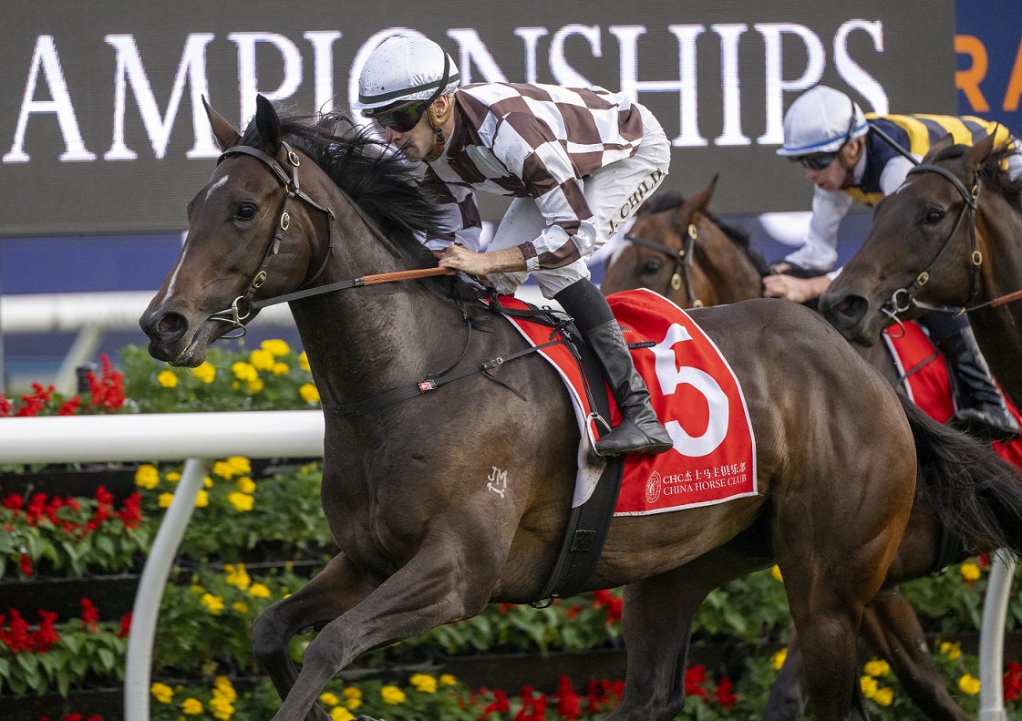 “She’s just kept on stepping up to the bar every time we’ve raised it."

Grahame Begg says he doesn't know where the limit is yet with unbeaten filly Magic Time as she eyes four from four at Randwick on Saturday. 📸Steve Hart

READ: bit.ly/3Kxiynp